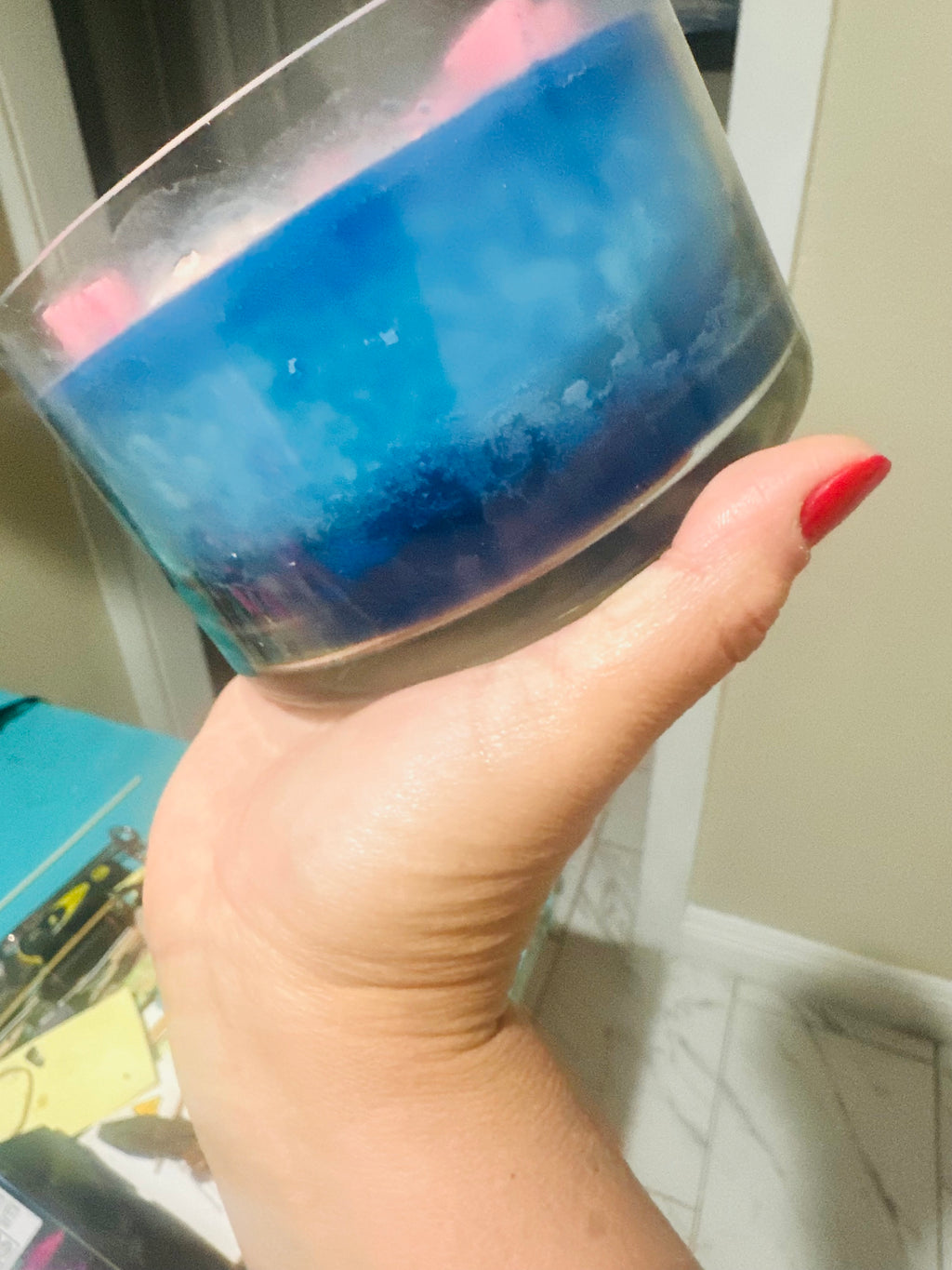 Eternal Devotion Swan & Rose Luxury Candle – Perfect Romance Gif